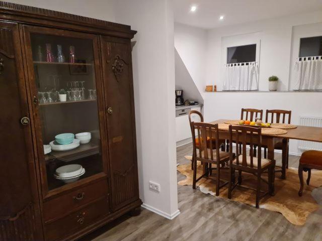 Pilgrims "Rosalie" Grosse Fewo Mit 3 Schlafzimmern, 1Bad, 2 Wc, Balkon, Fast Internet Брилон Екстериор снимка